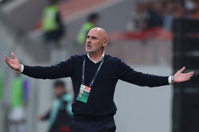 爱游戏网页版 -包含国际比赛日体能课后，上海海港战术微调备战社区盾，信心回归，阵容厚度经受考验的词条